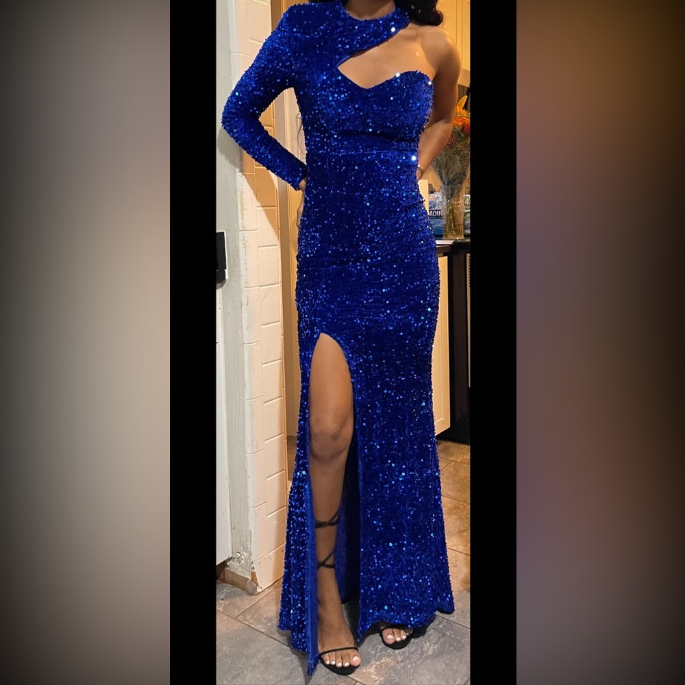 Long Blue Sequins Dress